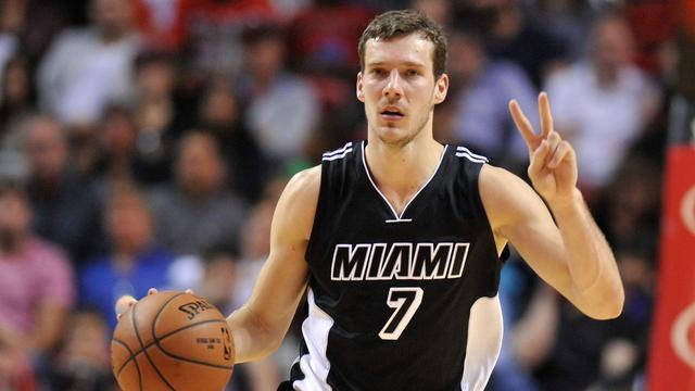 将胜利牢牢 将胜利牢牢