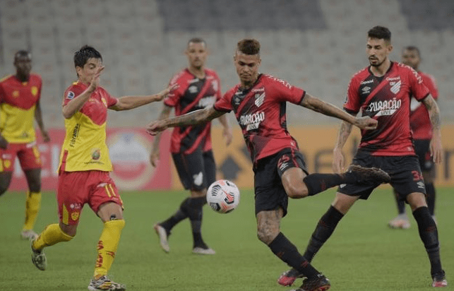 赛场再现中 赛场再现中