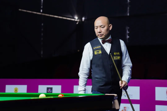 补闪与背后 补闪与背后